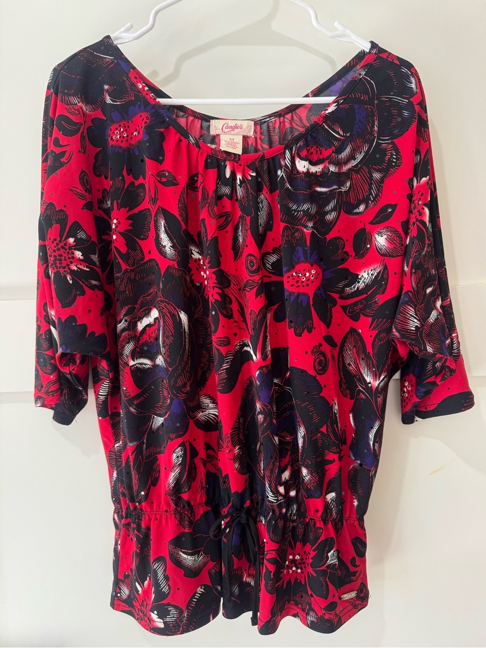 Candie's Red Floral Peplum Waist top